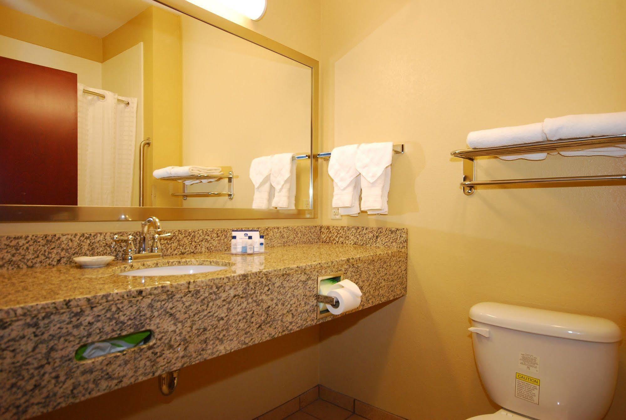 Paradise Inn & Suites Towanda Zewnętrze zdjęcie